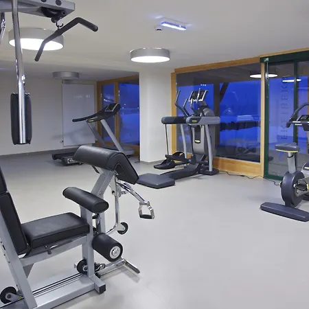 弗莱堡希维拉酒店 酒店 滨湖采尔